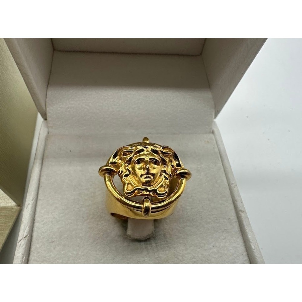 Versace Medusa Head Gold Tone Statement Ring Made in Italy Size 17 with Box - Picture 3 of 12